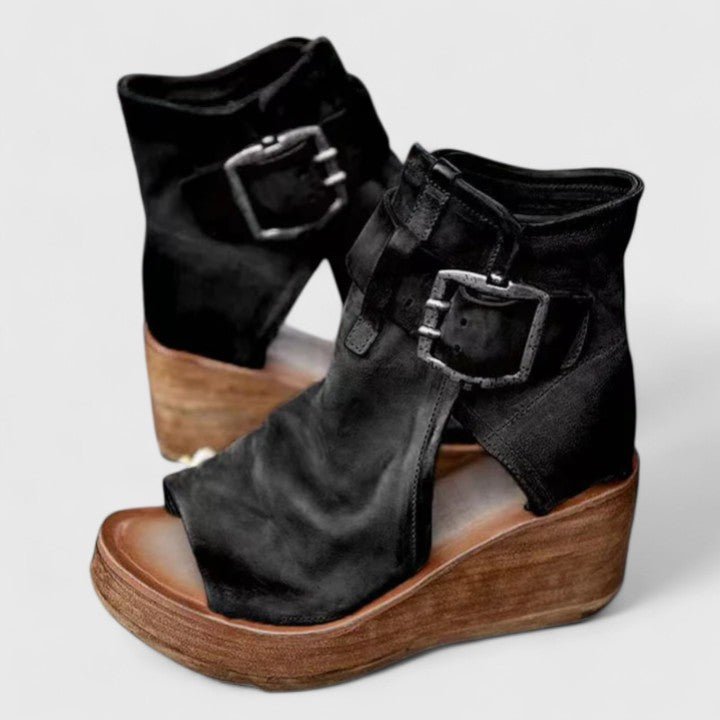 Nextpair | Nadia – Sandaler med trekantet rem og moderne design
