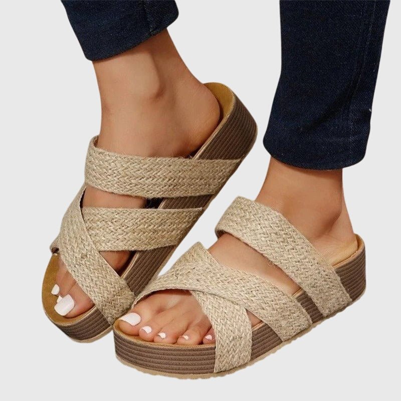 Nextpair | Stine – Sporty sandaler med crossover-rem