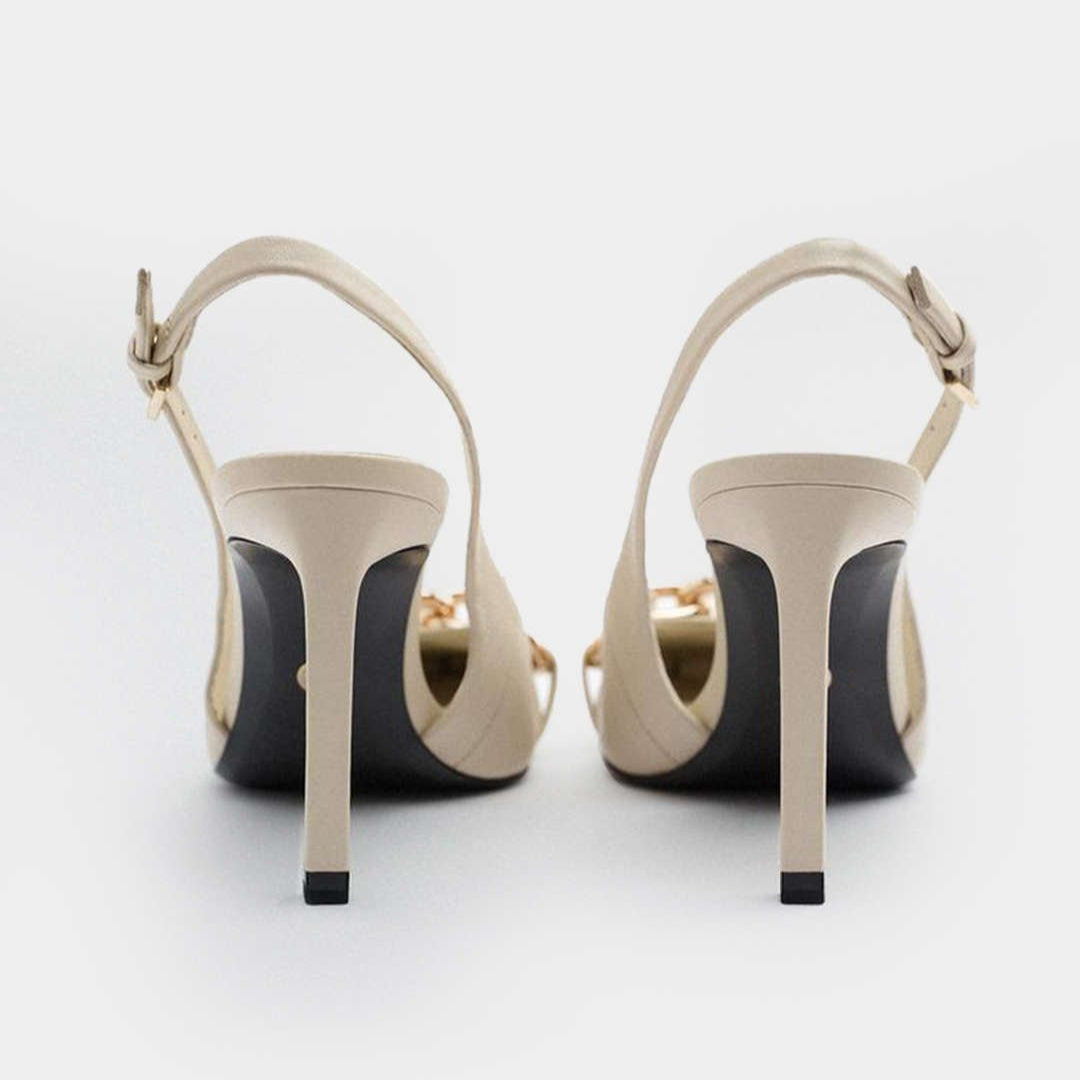 Nextpair | Isolda – Kædehæle med elegant metaldetaljering