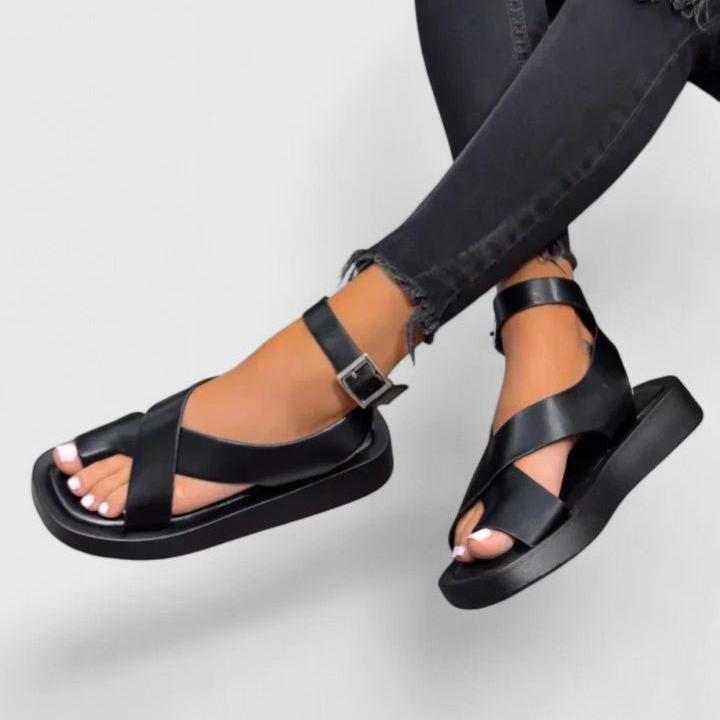 Nextpair | Astrid – Sandaler med smal rem og elegant udseende