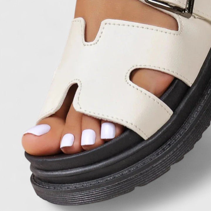 Nextpair | Lisa – Sandaler med romantisk blomsterprint