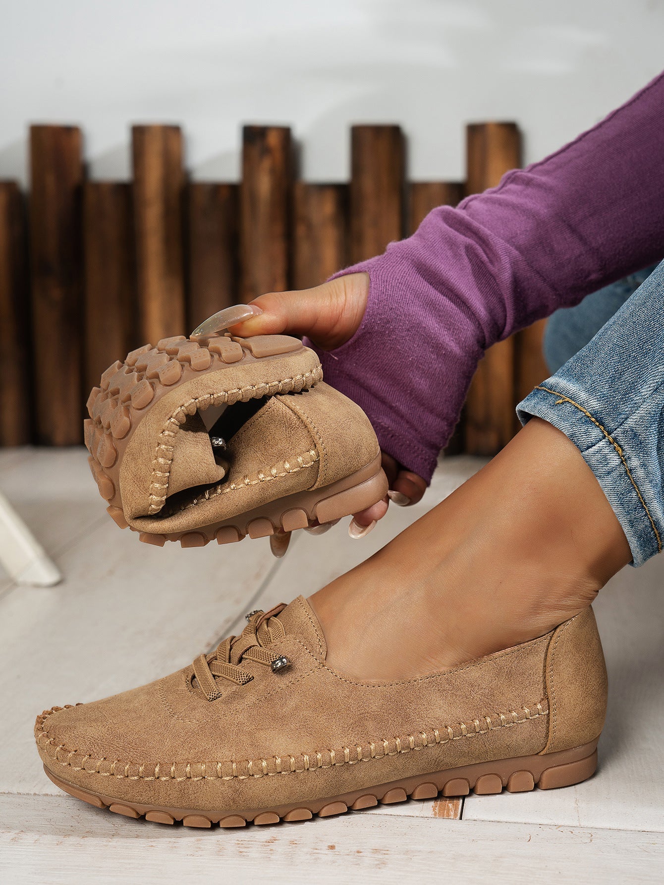Nextpair | Klassiske damesko med kilehæl og nubuck-look